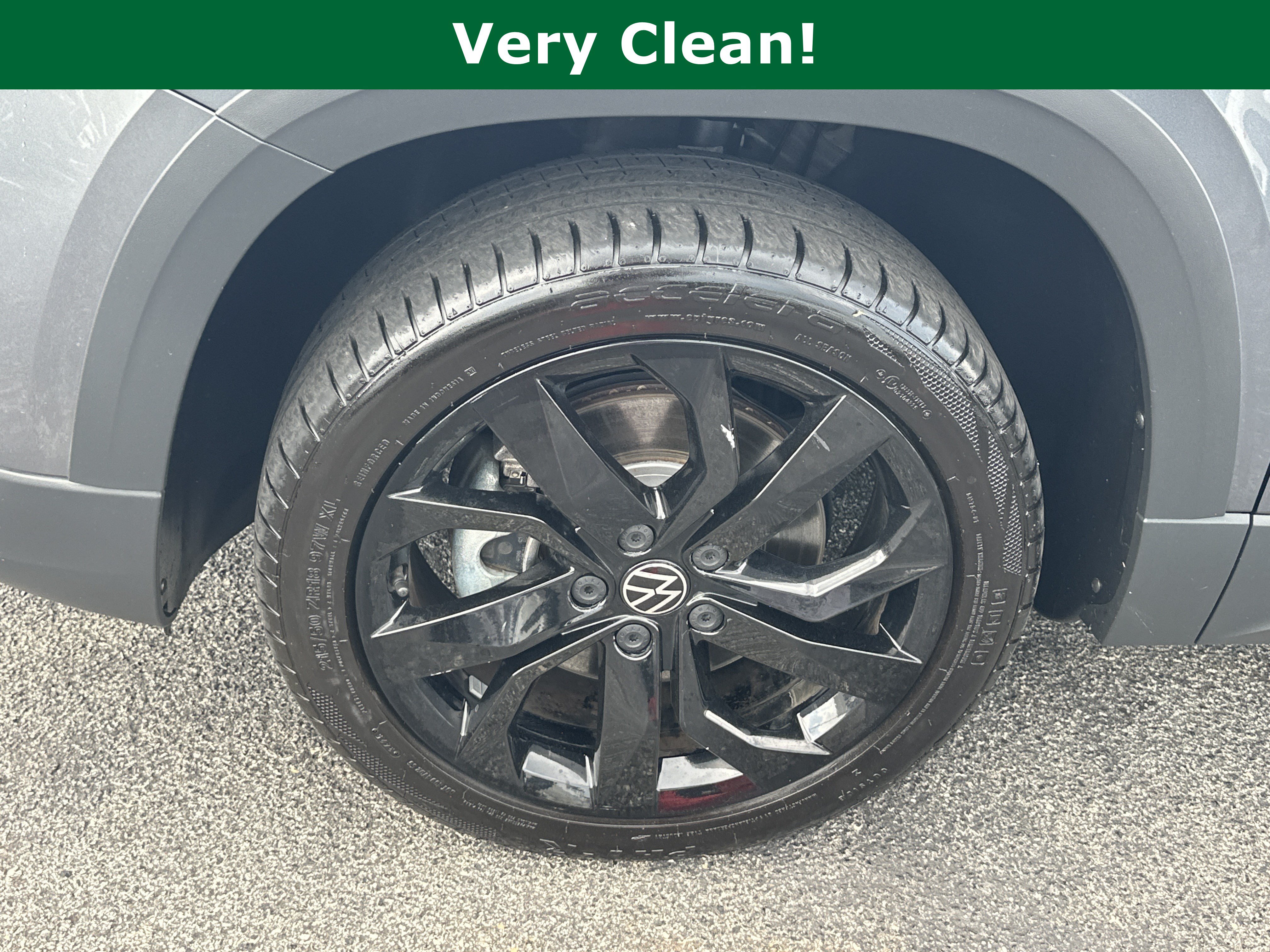 Used 2022 Volkswagen Taos SE FWD image 11