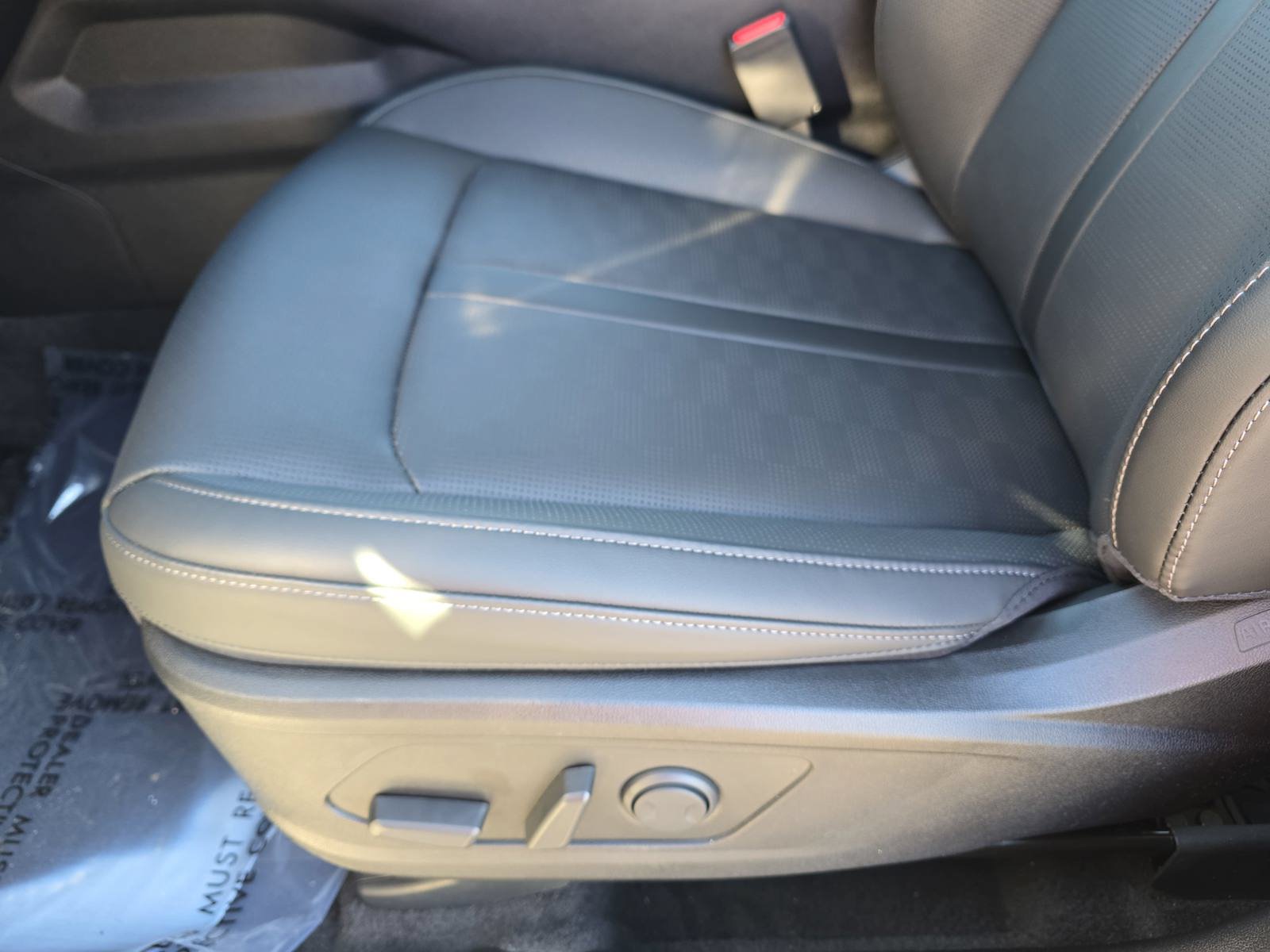 New 2026 Kia Sorento EX w/ EX Premium Package FWD image 31