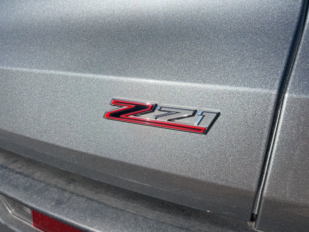 Used 2025 Chevrolet Traverse Z71 AWD/4WD image 5