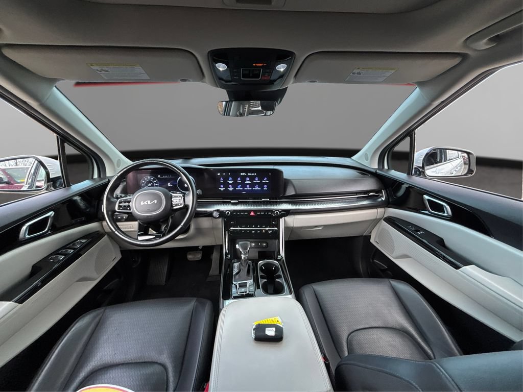 Used 2023 Kia Carnival SX Prestige FWD image 28