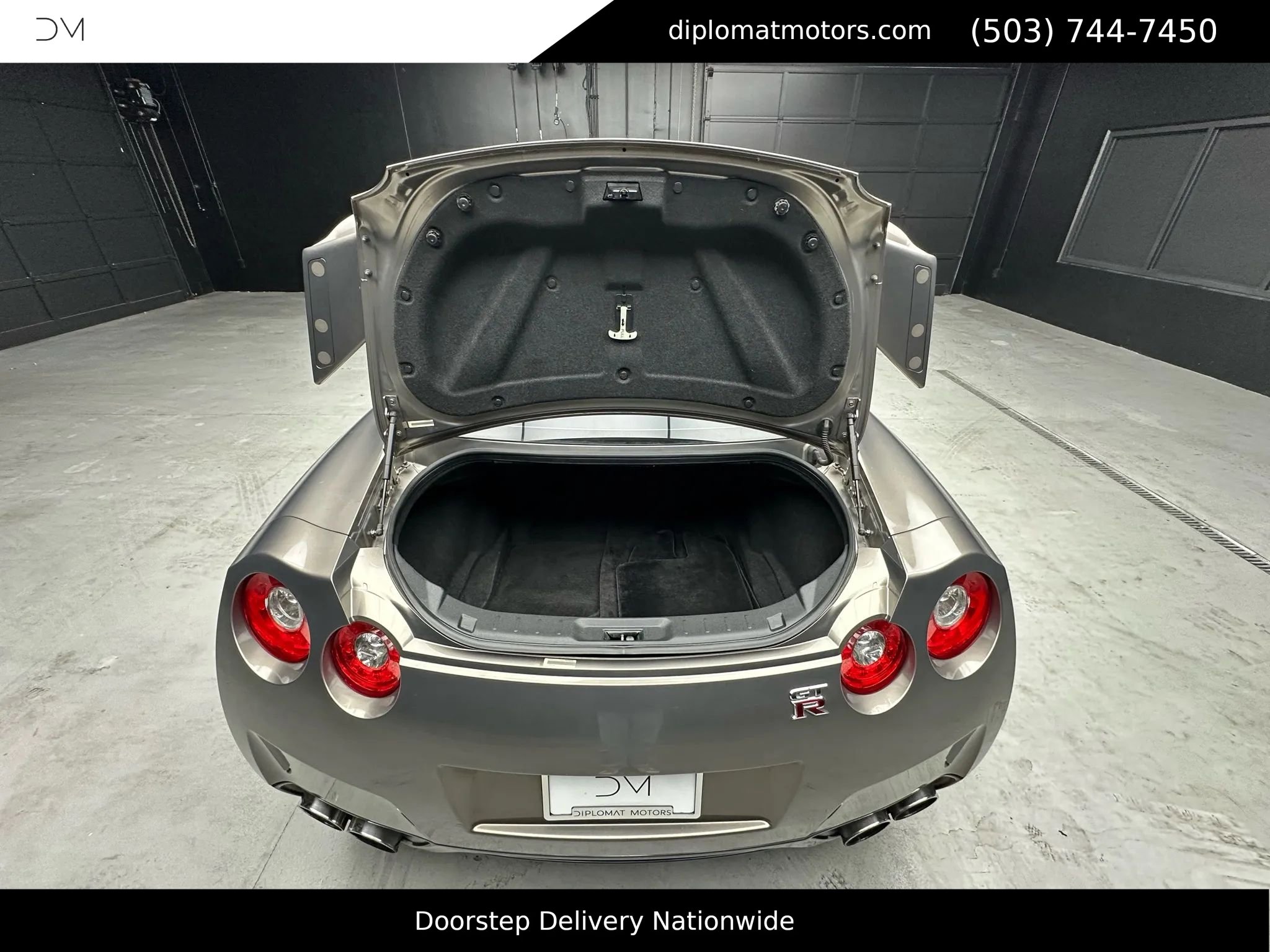 Used 2009 Nissan GT-R Premium image 44