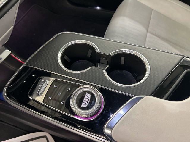 Used 2024 Cadillac Lyriq Luxury image 23