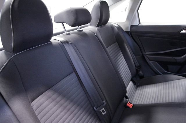 Used 2022 Volkswagen Jetta S image 17