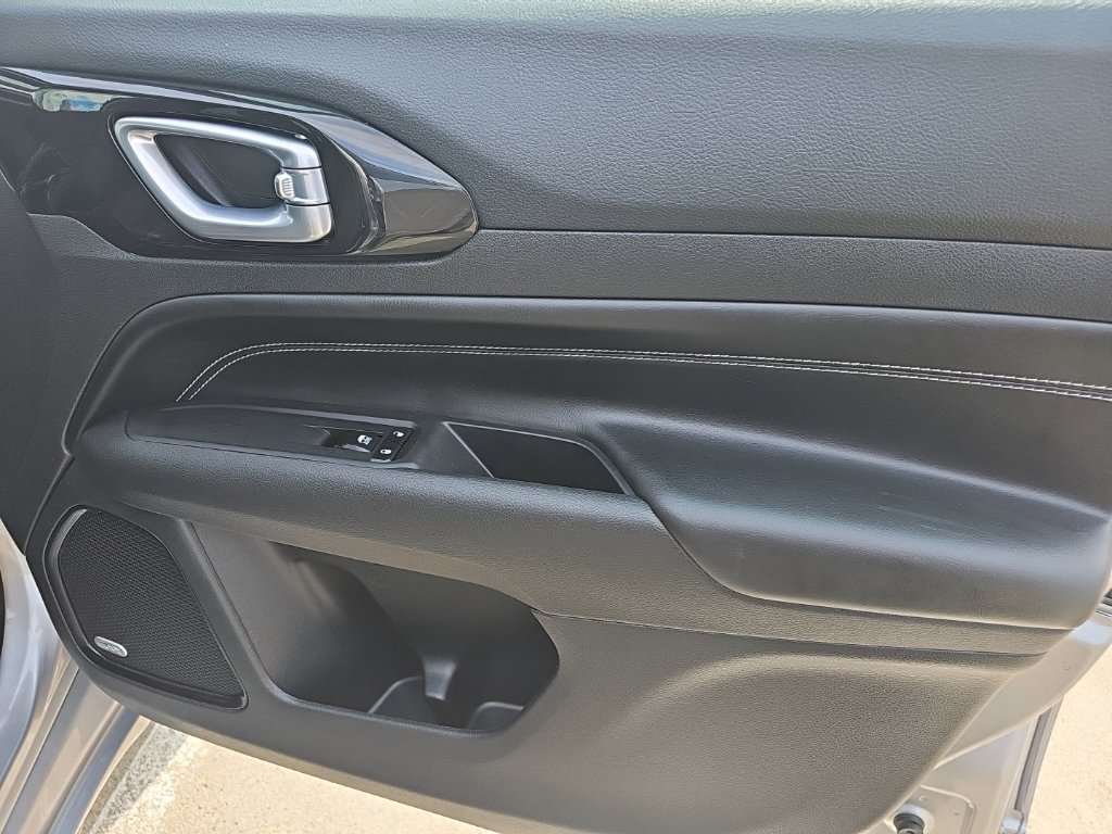 Certified 2022 Jeep Compass High Altitude AWD/4WD image 30