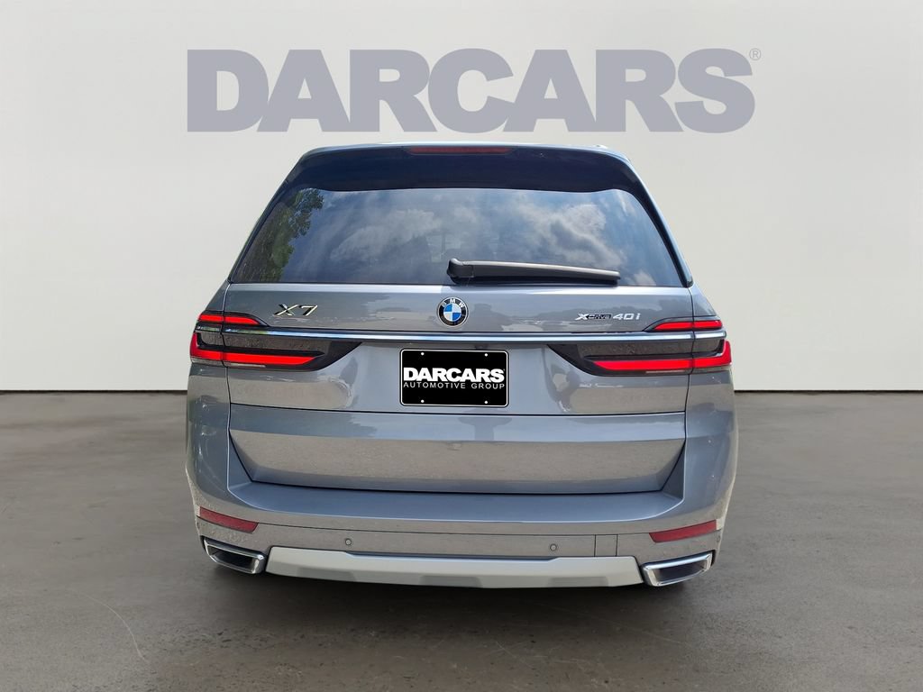 Used 2024 BMW X7 xDrive40i AWD/4WD image 5
