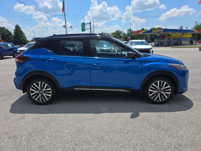 Used 2021 Nissan Kicks SR w/ SR Premium Package image 5