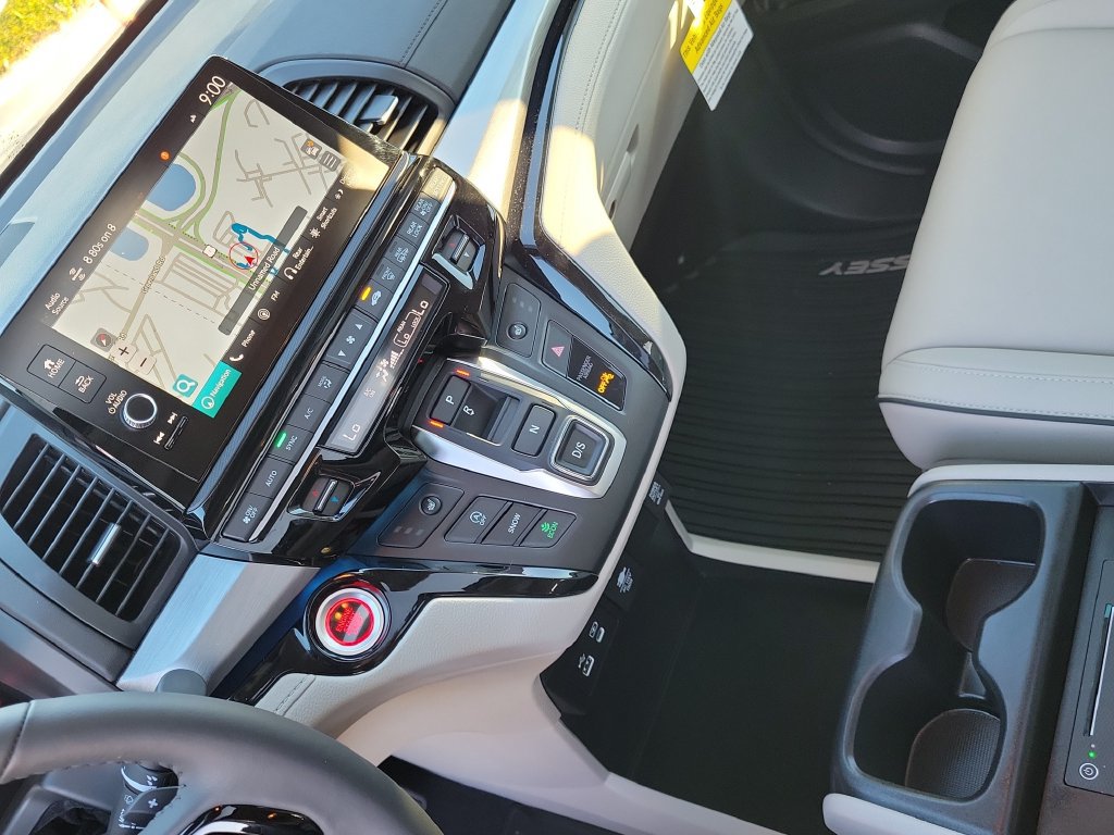 Certified 2026 Honda Odyssey Touring image 43