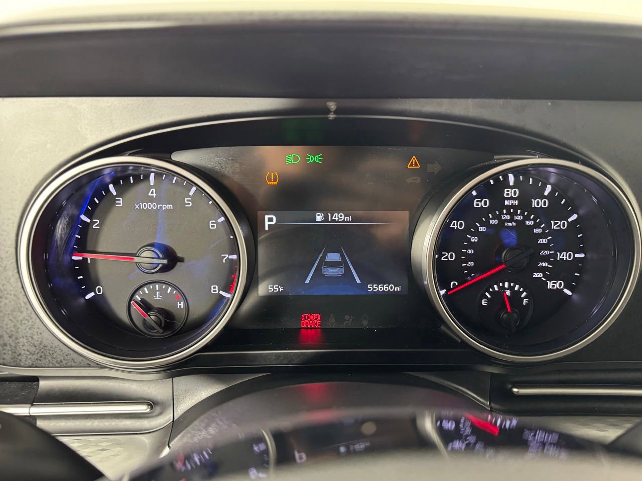 Used 2023 Kia Carnival LX image 25