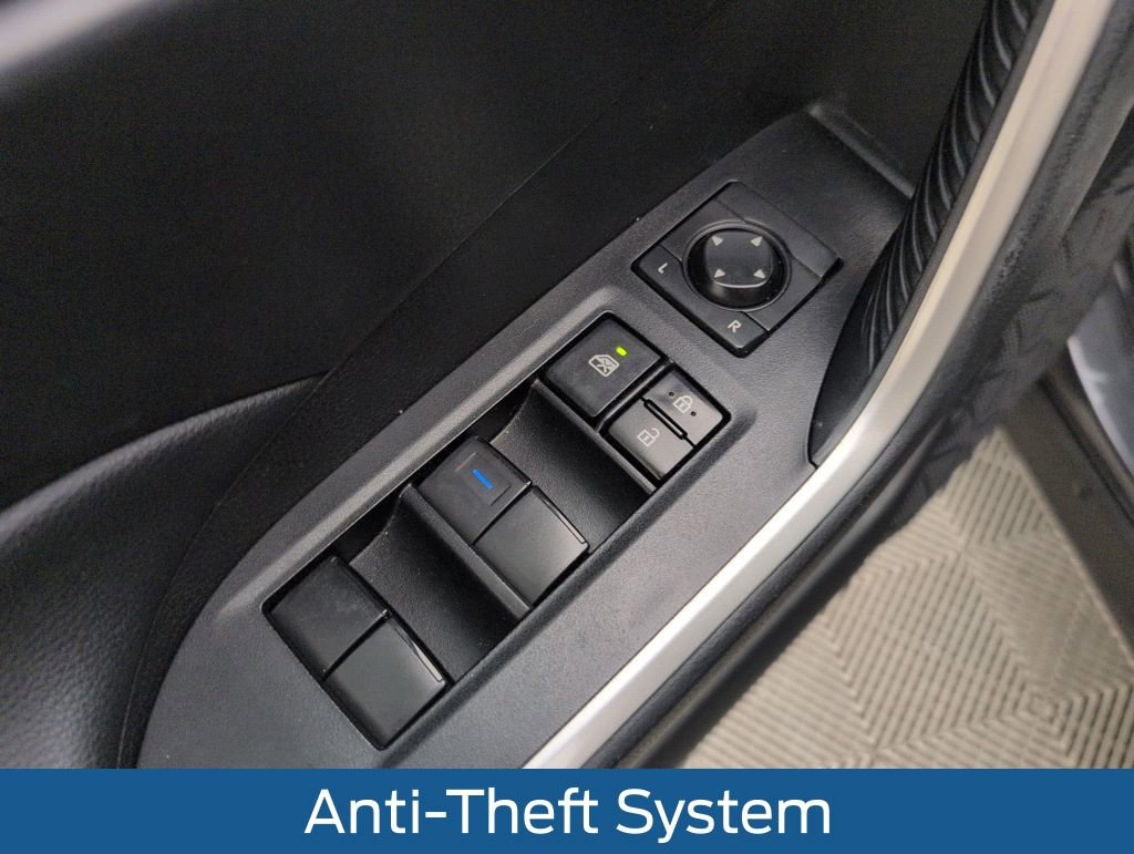 Used 2021 Toyota RAV4 XLE image 40