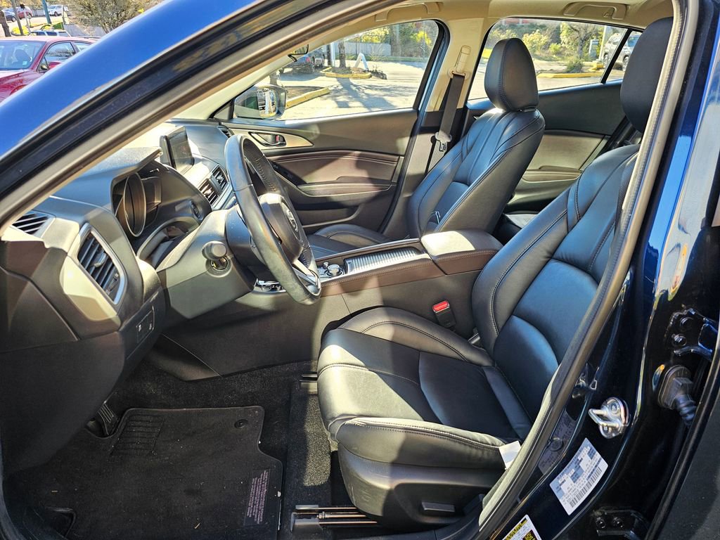 Used 2018 MAZDA MAZDA3 Touring image 20