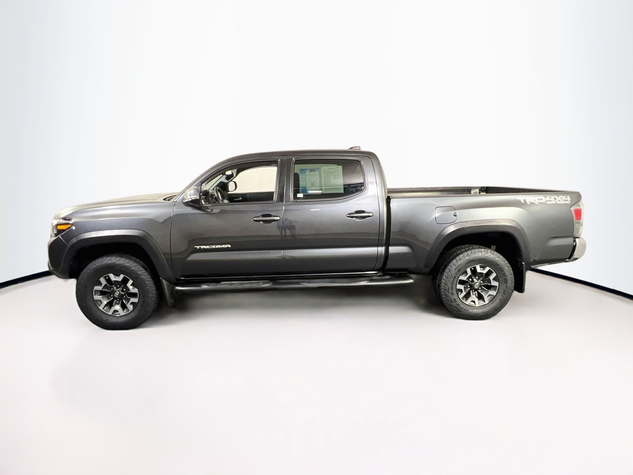 Used 2021 Toyota Tacoma TRD Off-Road AWD/4WD image 8