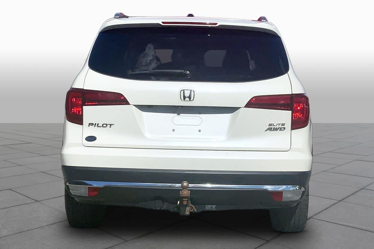 Used 2016 Honda Pilot Elite image 5