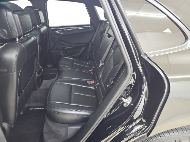 Used 2021 Porsche Macan image 5
