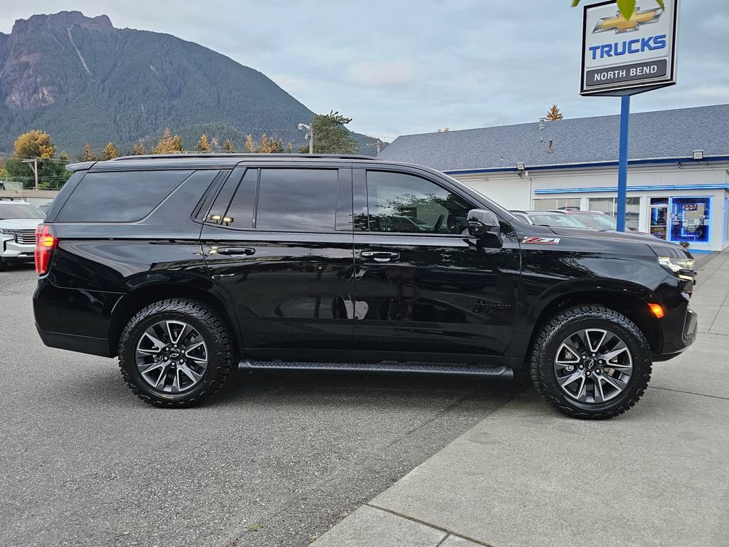 Used 2023 Chevrolet Tahoe Z71 w/ Z71 Off-Road Package AWD/4WD image 4