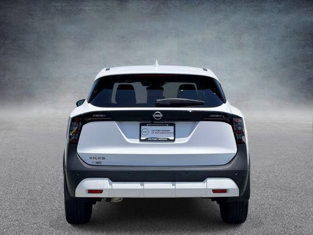 Certified 2025 Nissan Kicks SV FWD image 3