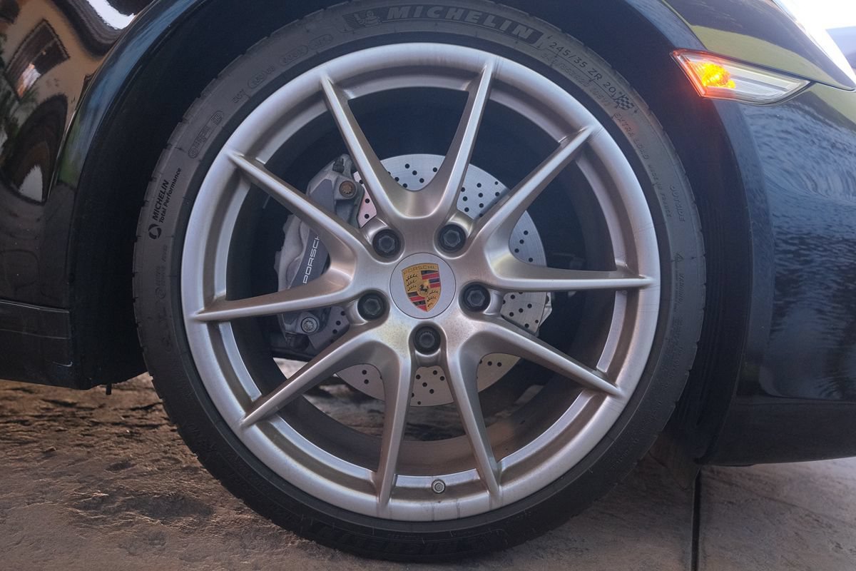 Used 2013 Porsche 911 Carrera RWD image 41