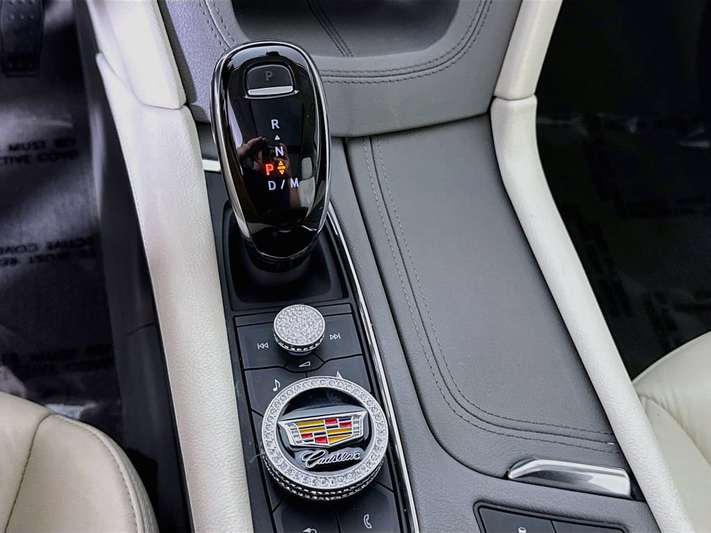 Used 2020 Cadillac XT6 Premium Luxury AWD/4WD image 10
