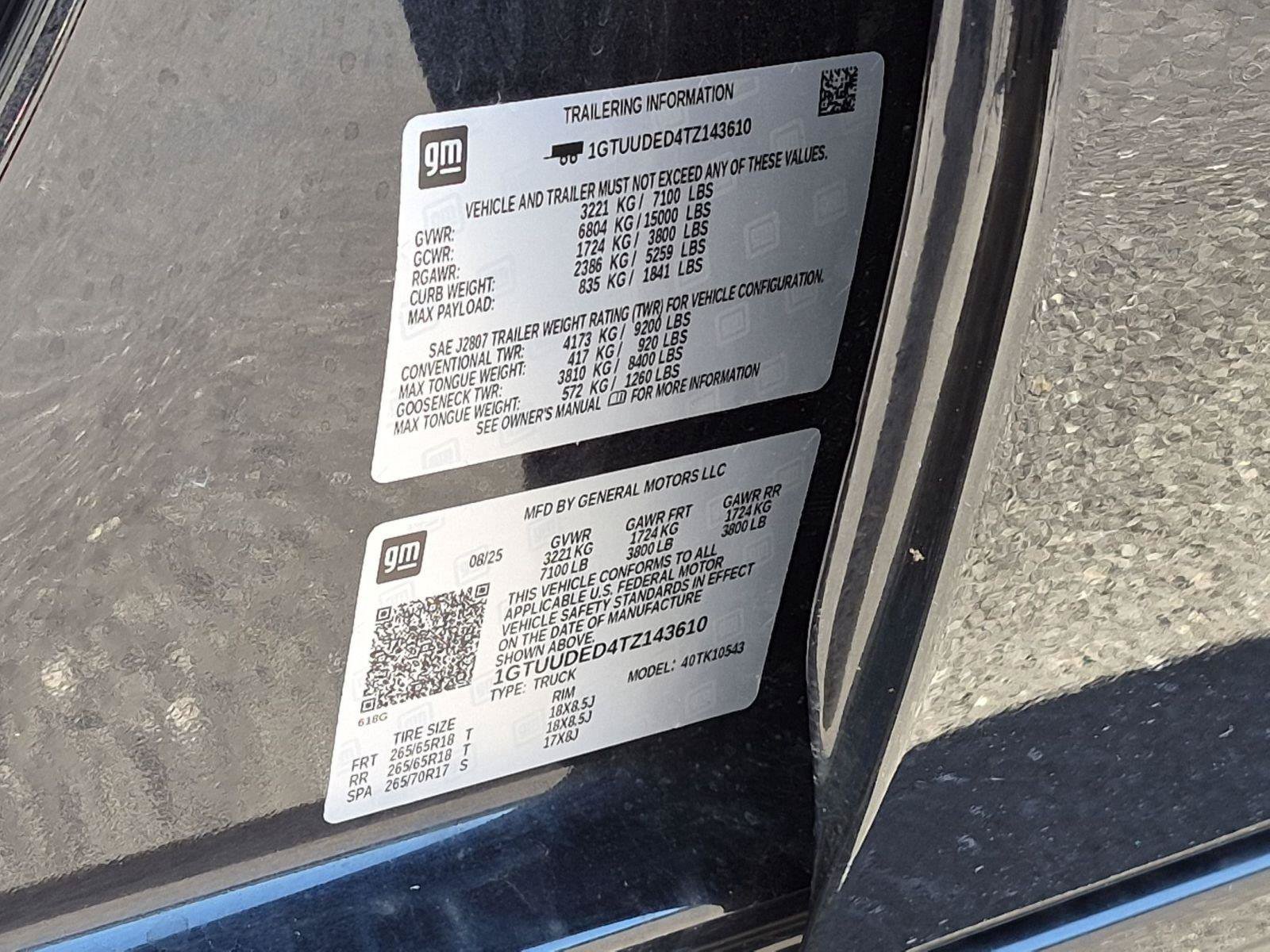 Used 2026 GMC Sierra 1500 SLT AWD/4WD image 10