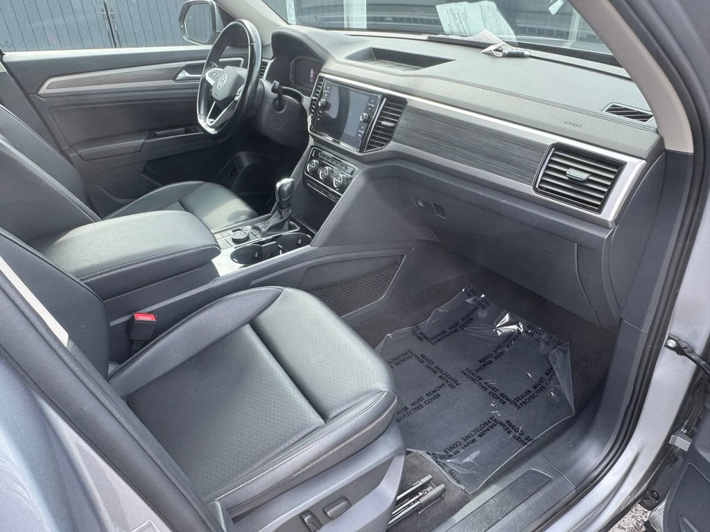 Used 2021 Volkswagen Atlas SEL AWD/4WD image 28