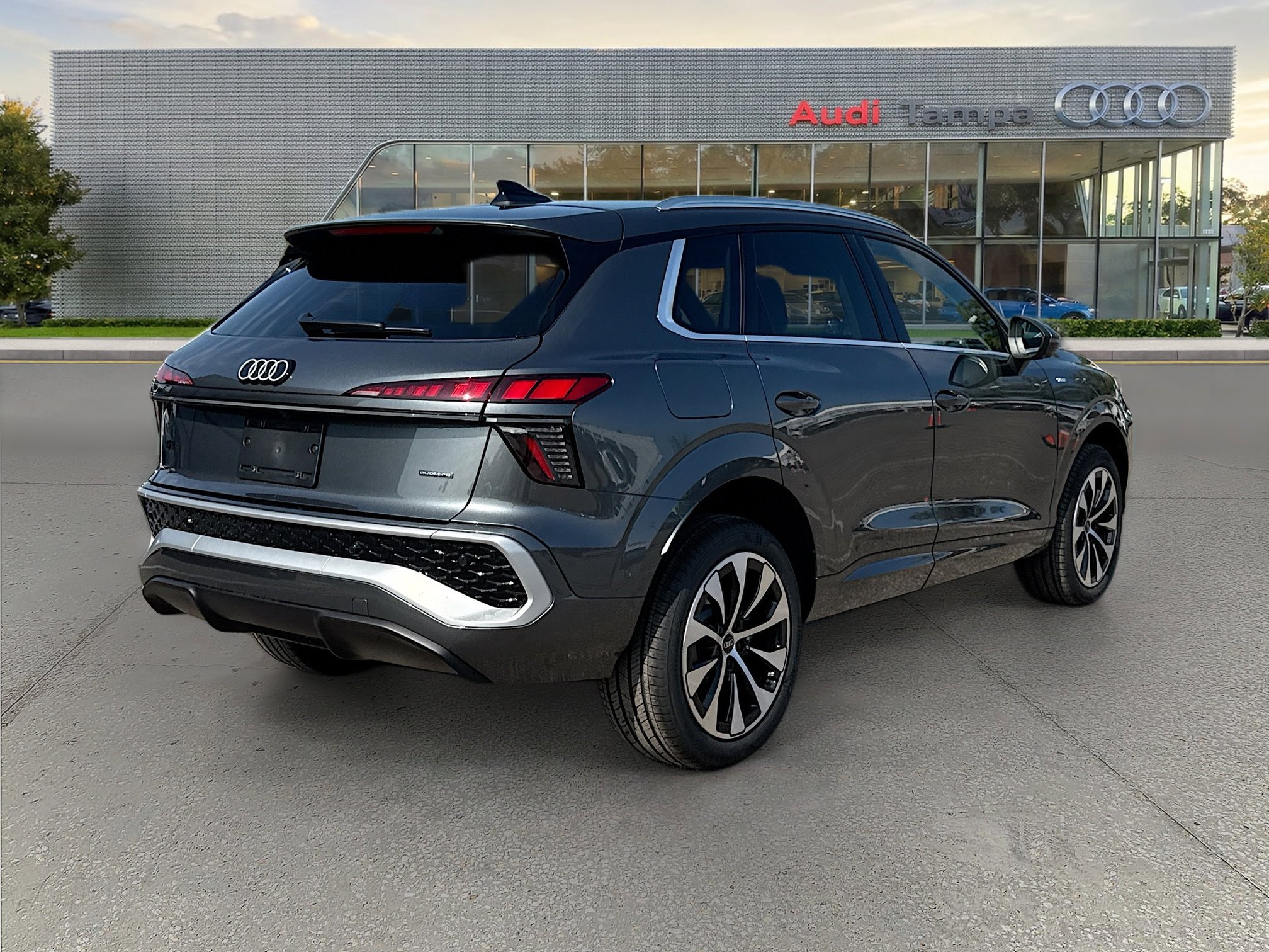 New 2026 Audi Q3 quattro 2.0T image 3