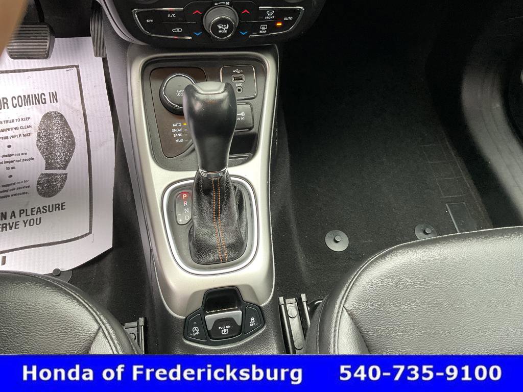 Used 2019 Jeep Compass Latitude w/ Popular Equipment Group AWD/4WD image 36
