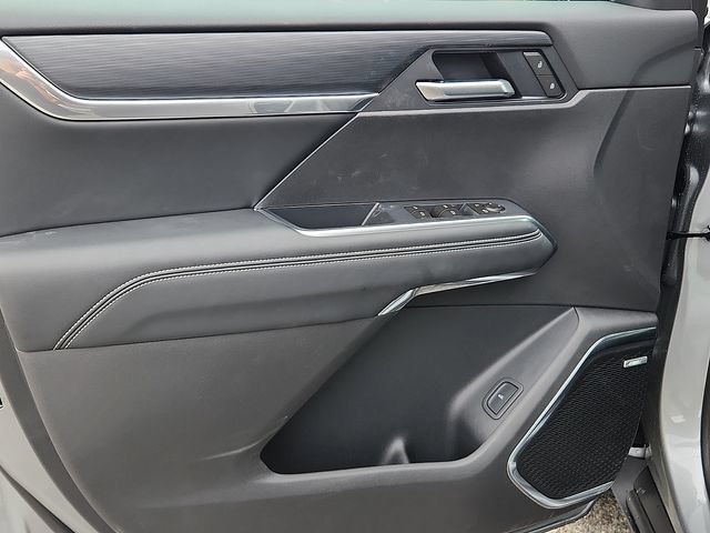 New 2026 GMC Acadia Elevation w/ Elevation Premium Package FWD image 9