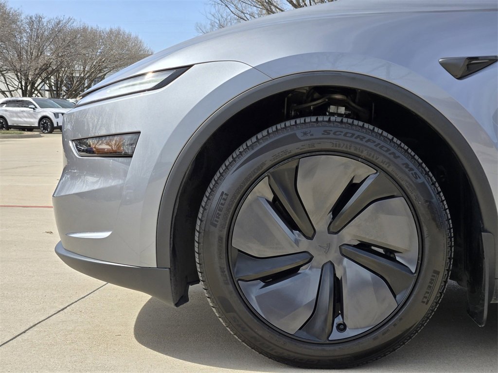 Used 2026 Tesla Model Y Long Range image 14