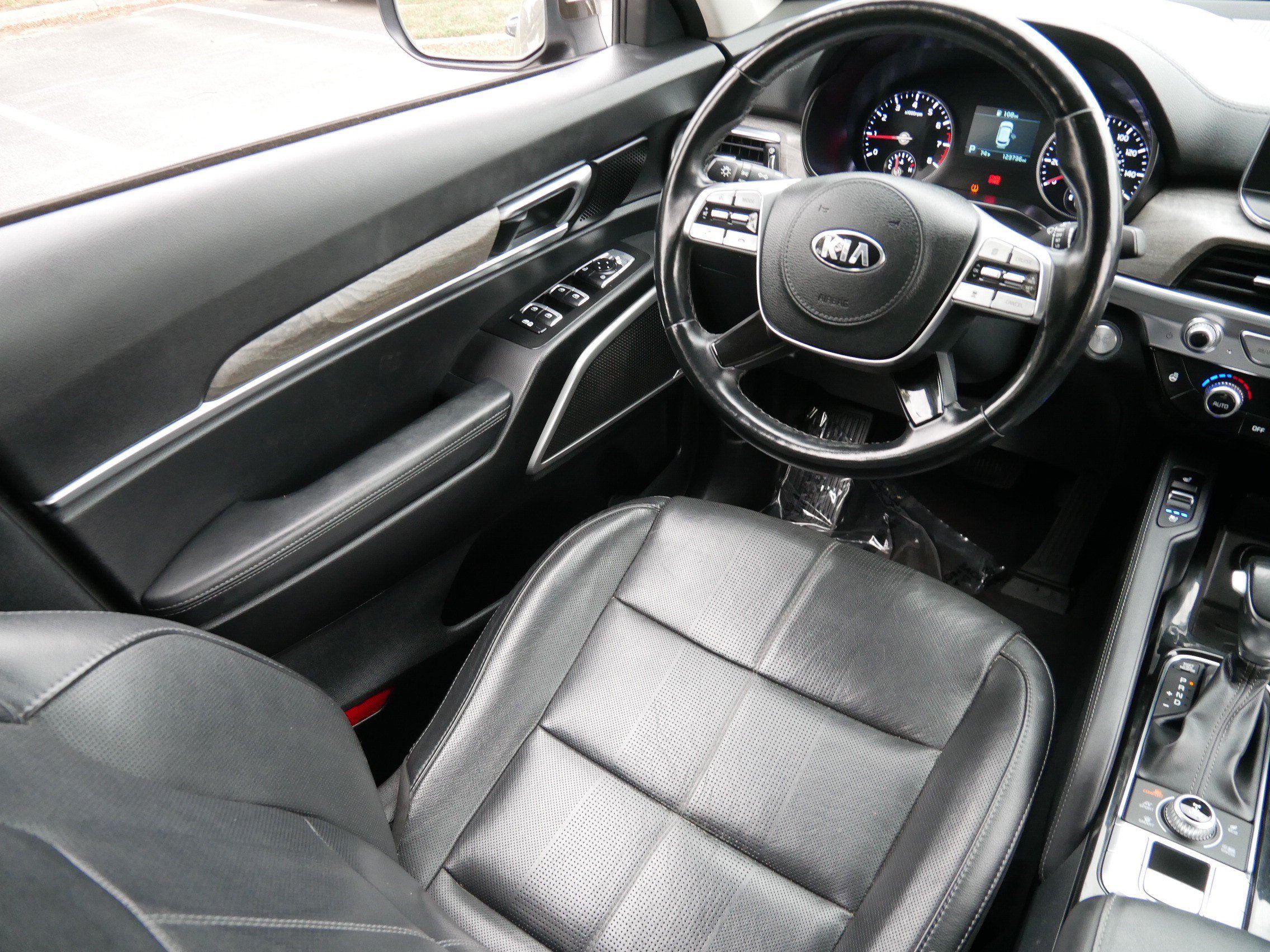 Used 2020 Kia Telluride EX w/ Towing Package AWD/4WD image 9