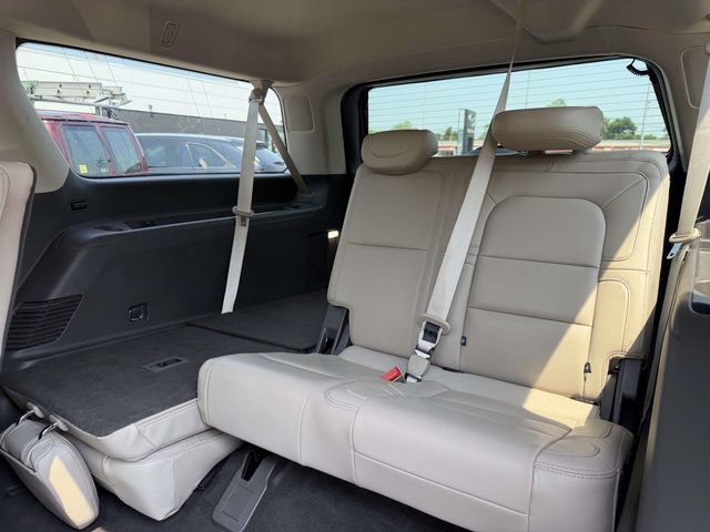 Certified 2022 Lincoln Navigator L Reserve AWD/4WD image 12