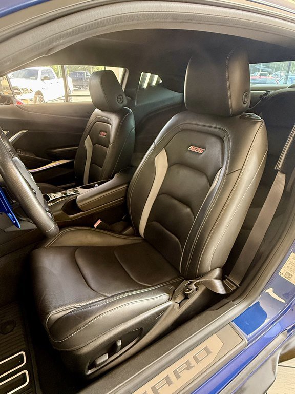 Used 2019 Chevrolet Camaro SS RWD image 14
