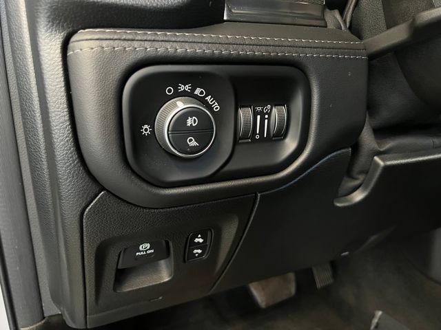 Used 2021 RAM 1500 Limited w/ Body Color Bumper Group AWD/4WD image 27