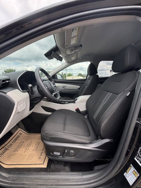 Used 2023 Hyundai Tucson SEL w/ Cargo Package image 9