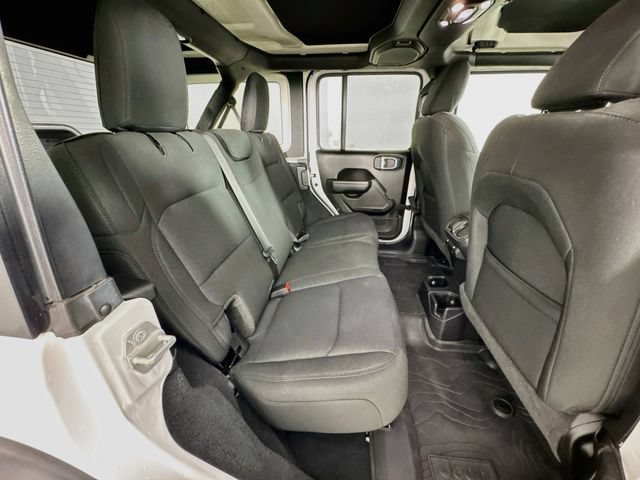 Used 2022 Jeep Wrangler Unlimited Sport AWD/4WD image 31