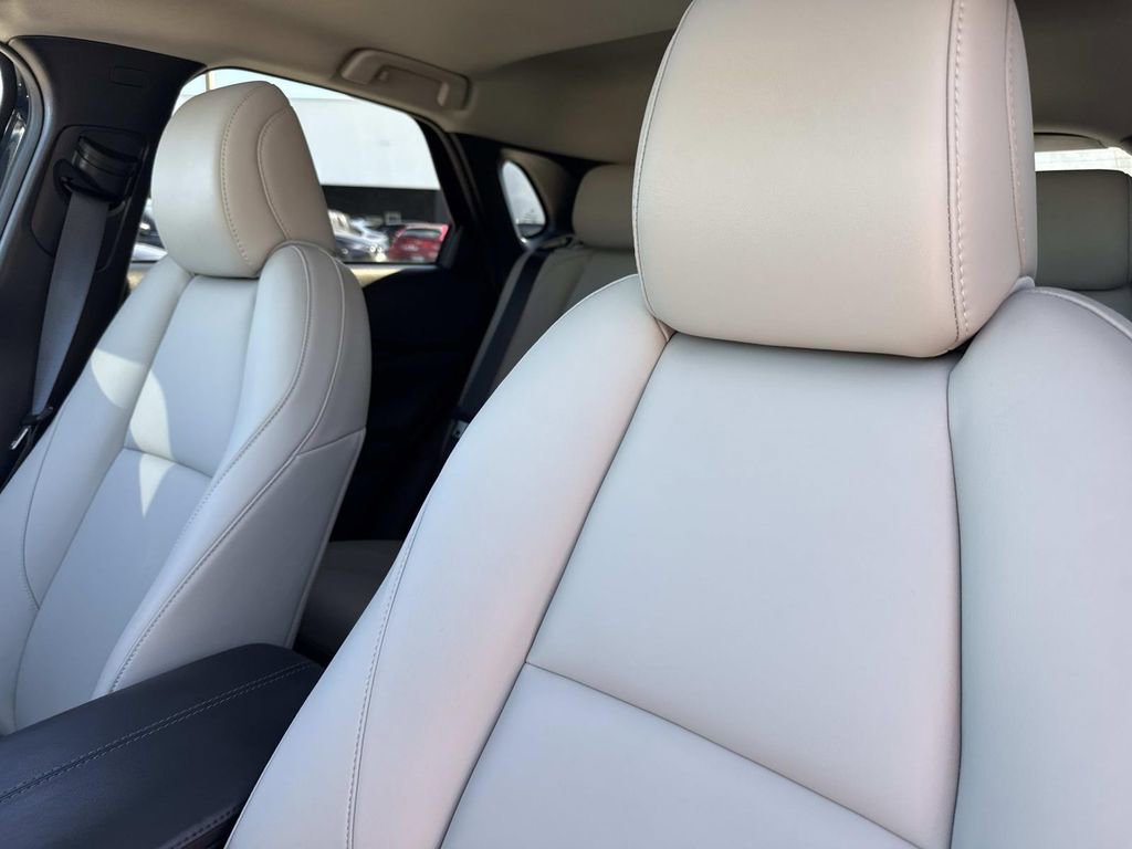Certified 2025 MAZDA CX-30 AWD 2.5 S w/ Preferred Package image 28