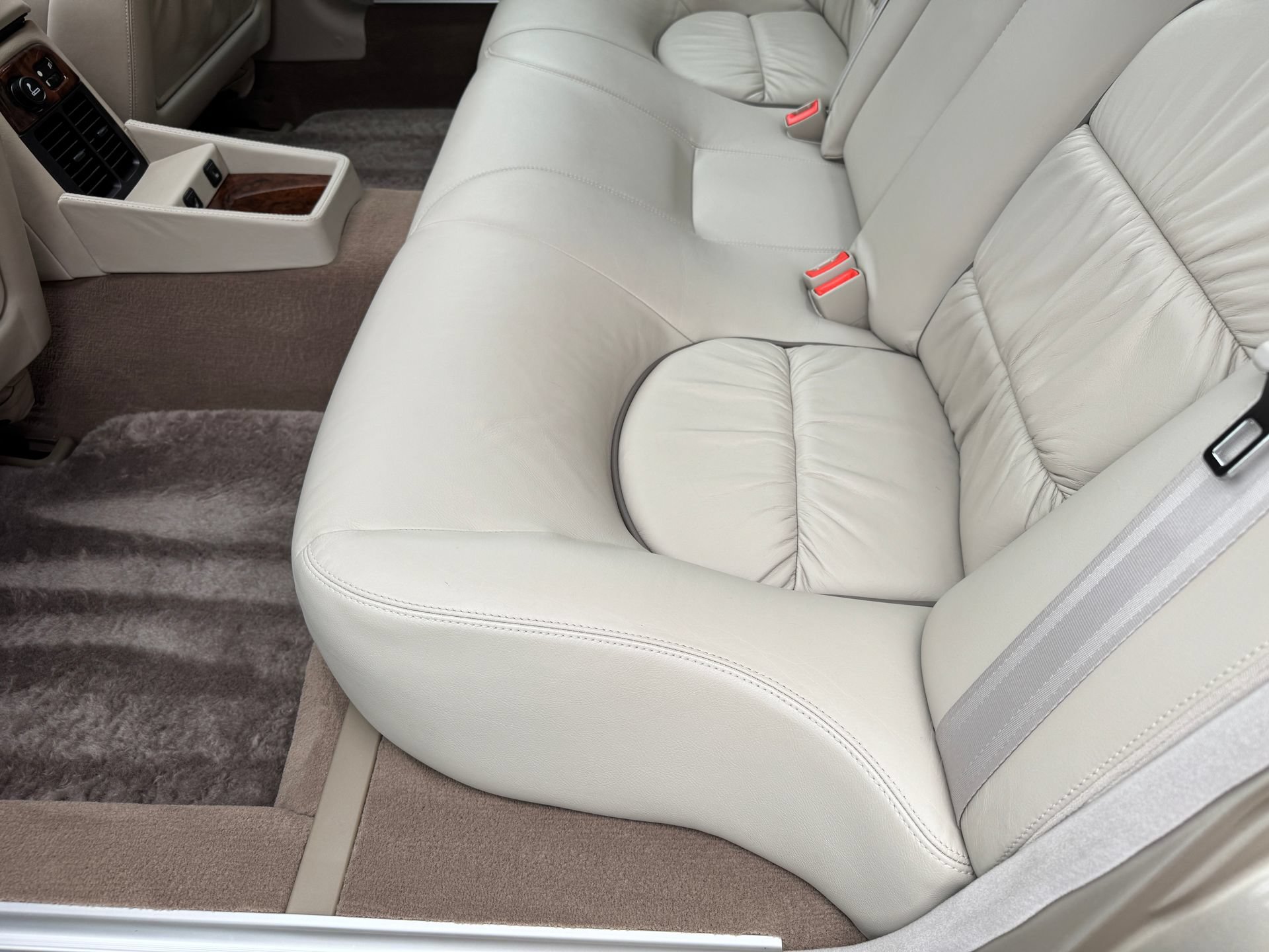 Used 2001 Jaguar XJ Supercharged RWD image 46