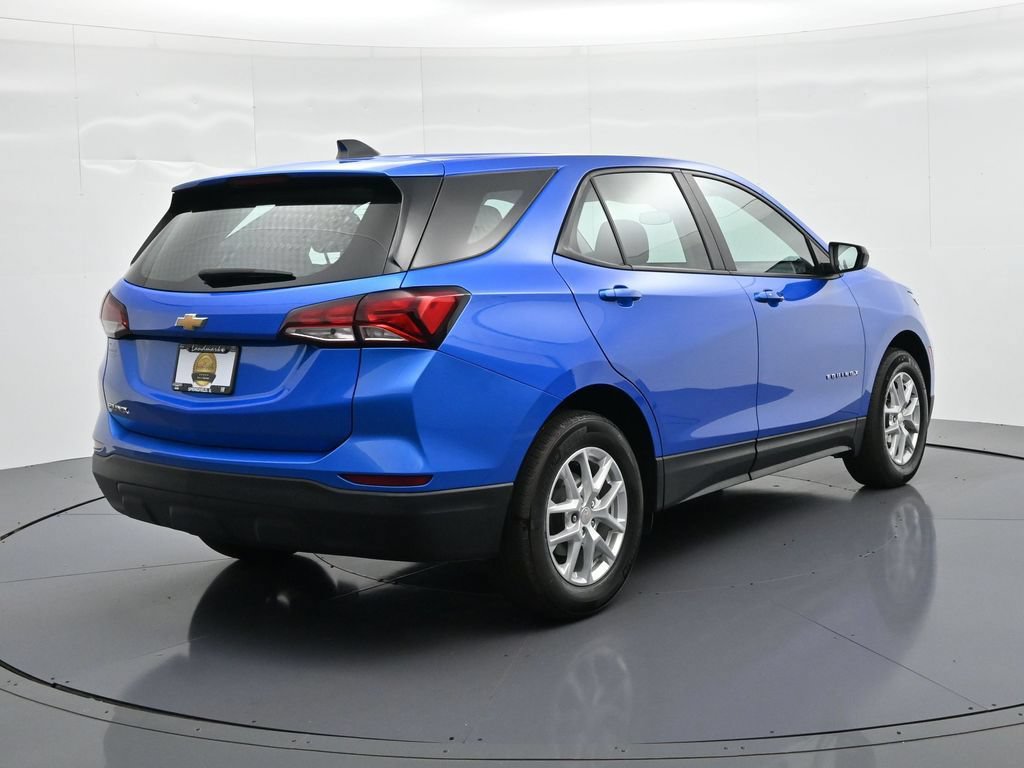 Used 2024 Chevrolet Equinox LS w/ LPO, Floor Liner Package FWD image 6
