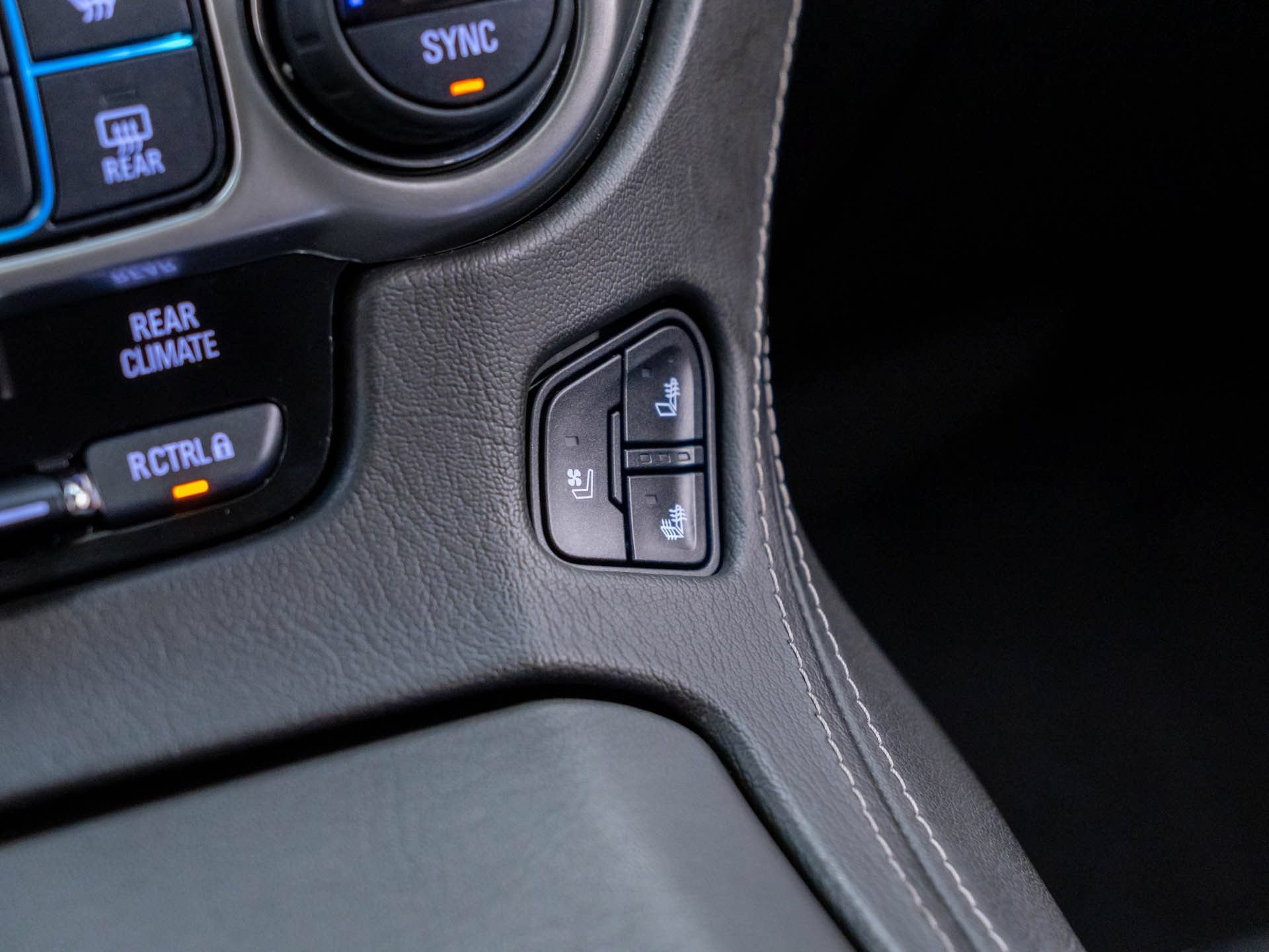 Used 2019 Chevrolet Tahoe Premier AWD/4WD image 29