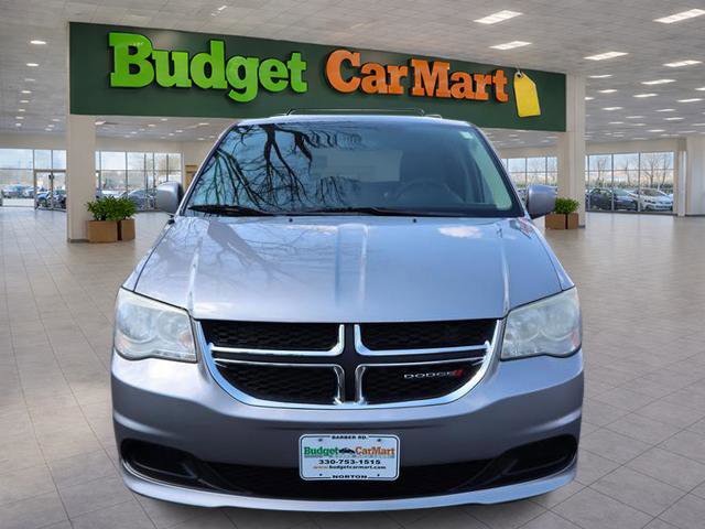 Used 2015 Dodge Grand Caravan SXT image 2