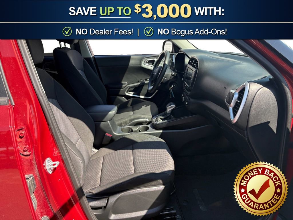 Used 2023 Kia Soul LX w/ LX Technology Package FWD image 22