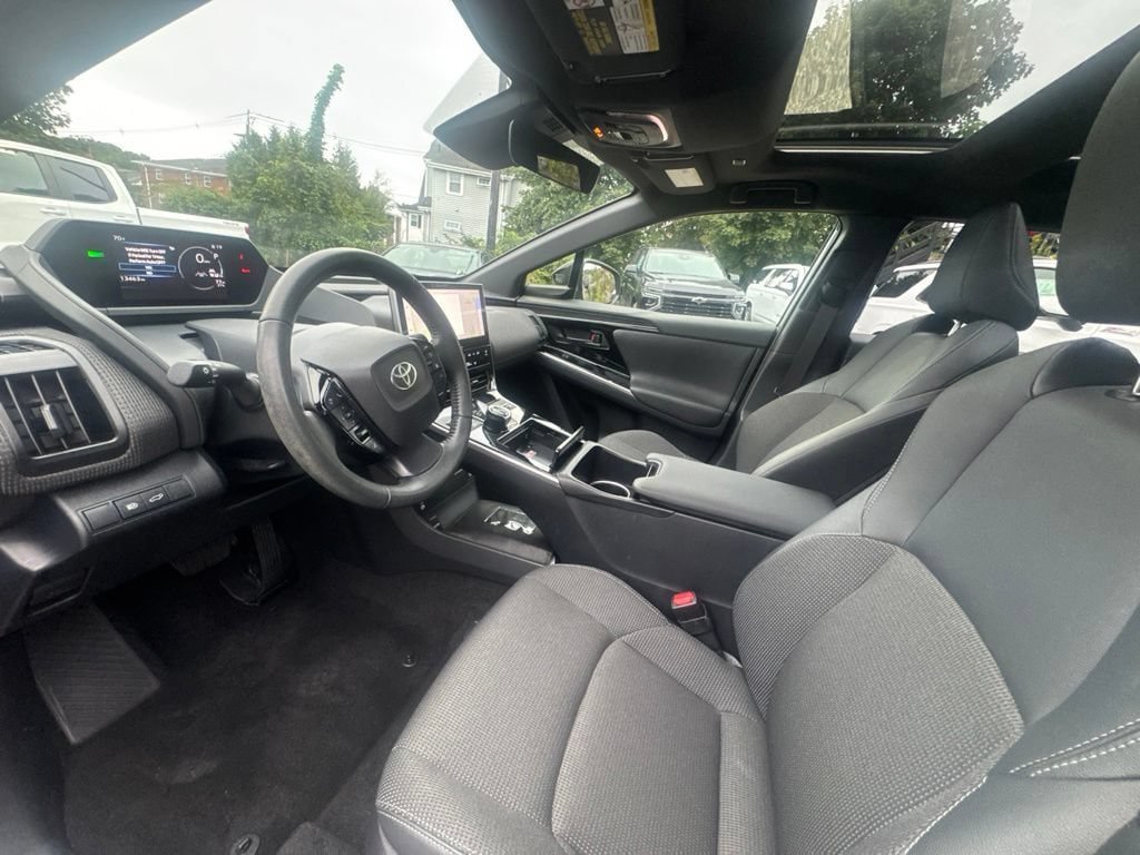 Used 2025 Toyota bZ4X AWD w/ Weather Package image 15