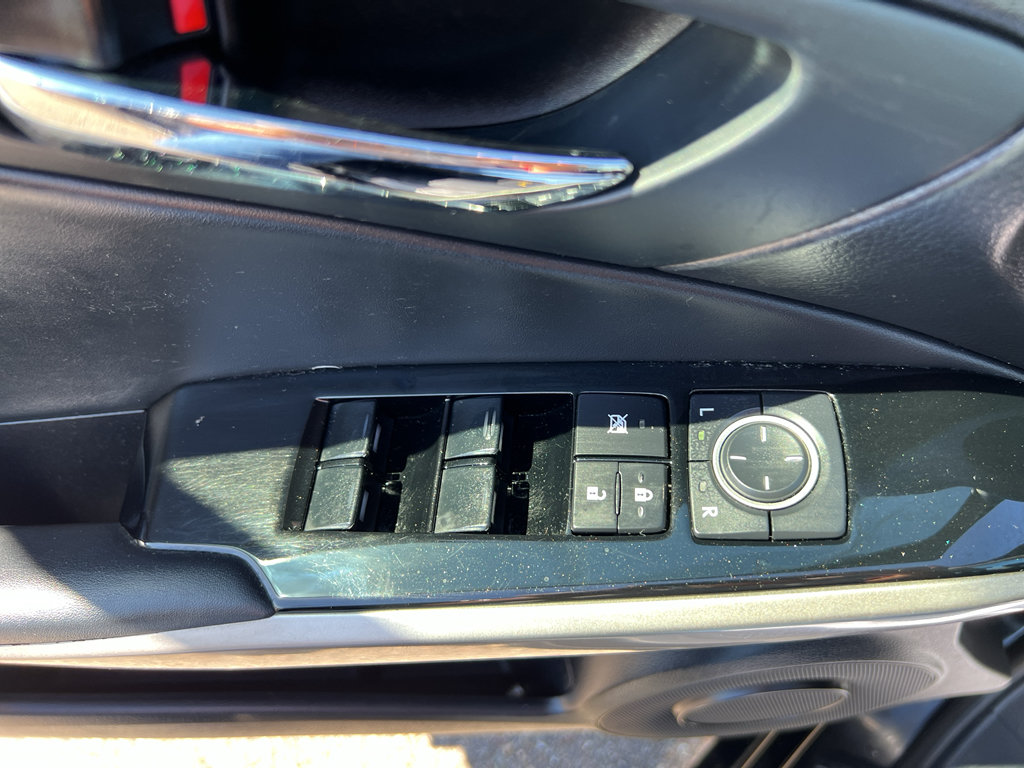 Used 2015 Lexus IS 250 AWD w/ Navigation System Package image 25