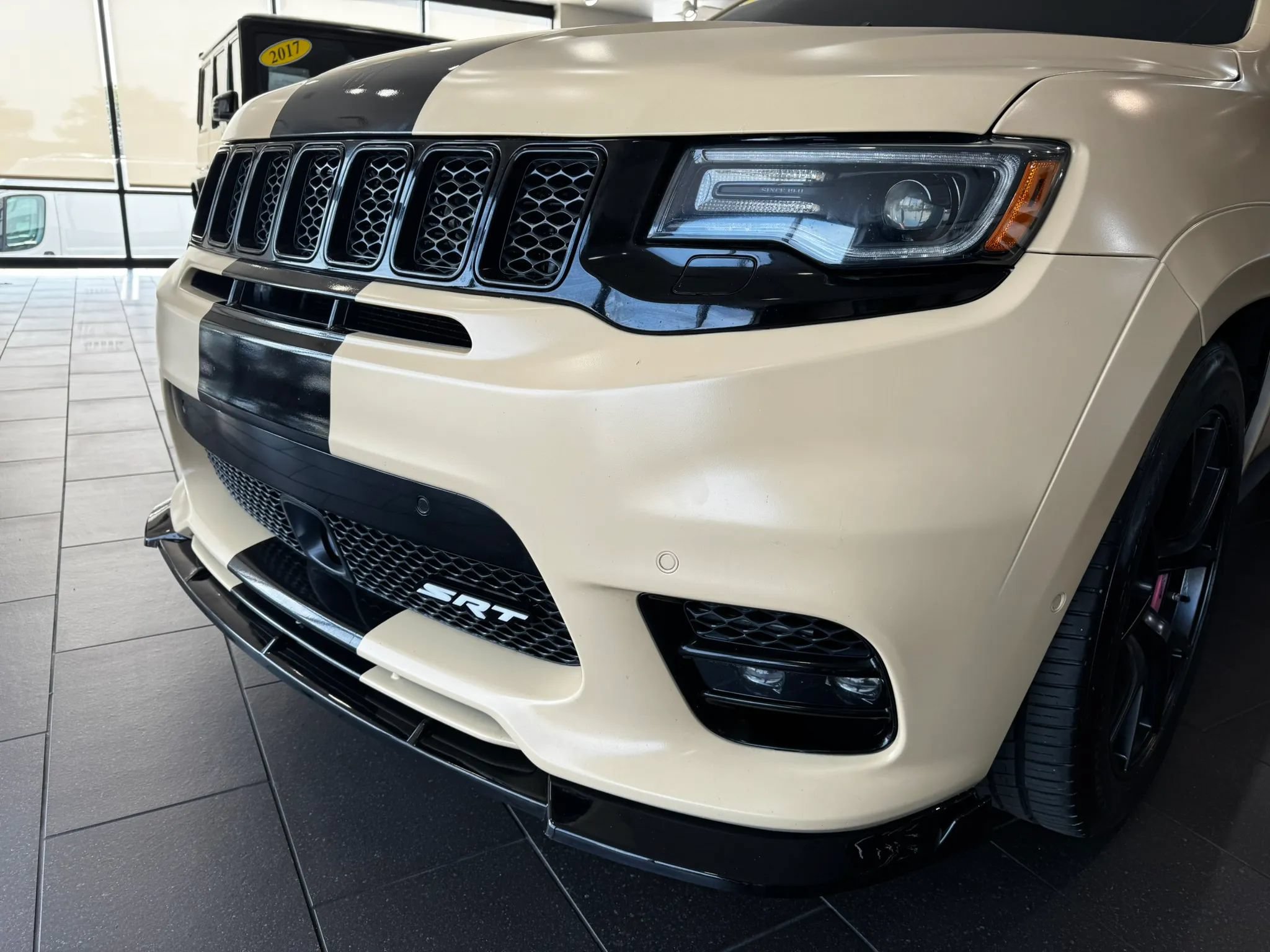 Used 2018 Jeep Grand Cherokee SRT AWD/4WD image 52