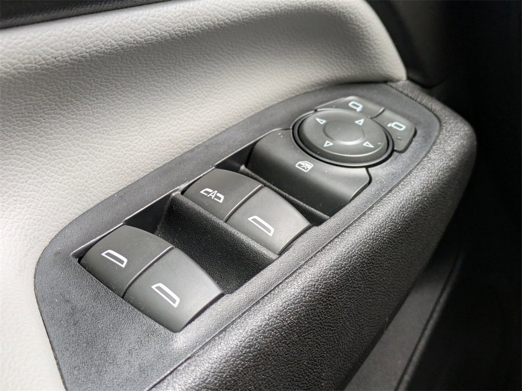 Used 2019 Chevrolet Equinox LT image 29