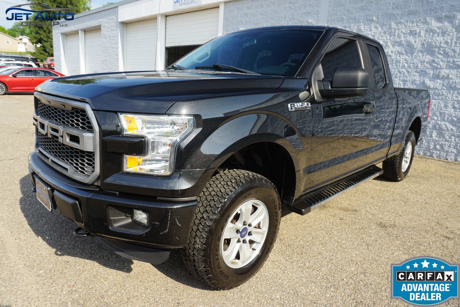 Used 2015 Ford F150 XL w/ Equipment Group 101A Mid AWD/4WD image 3
