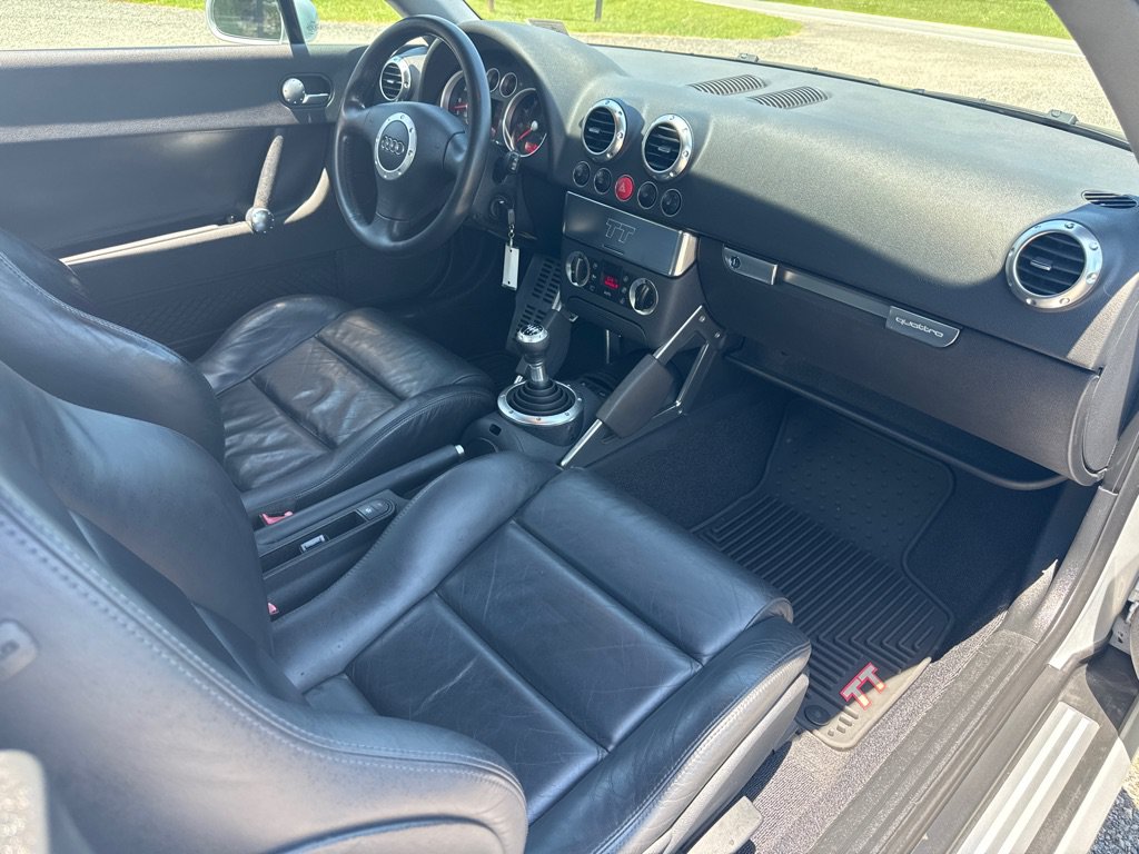 Used 2004 Audi TT 1.8T AWD/4WD image 25
