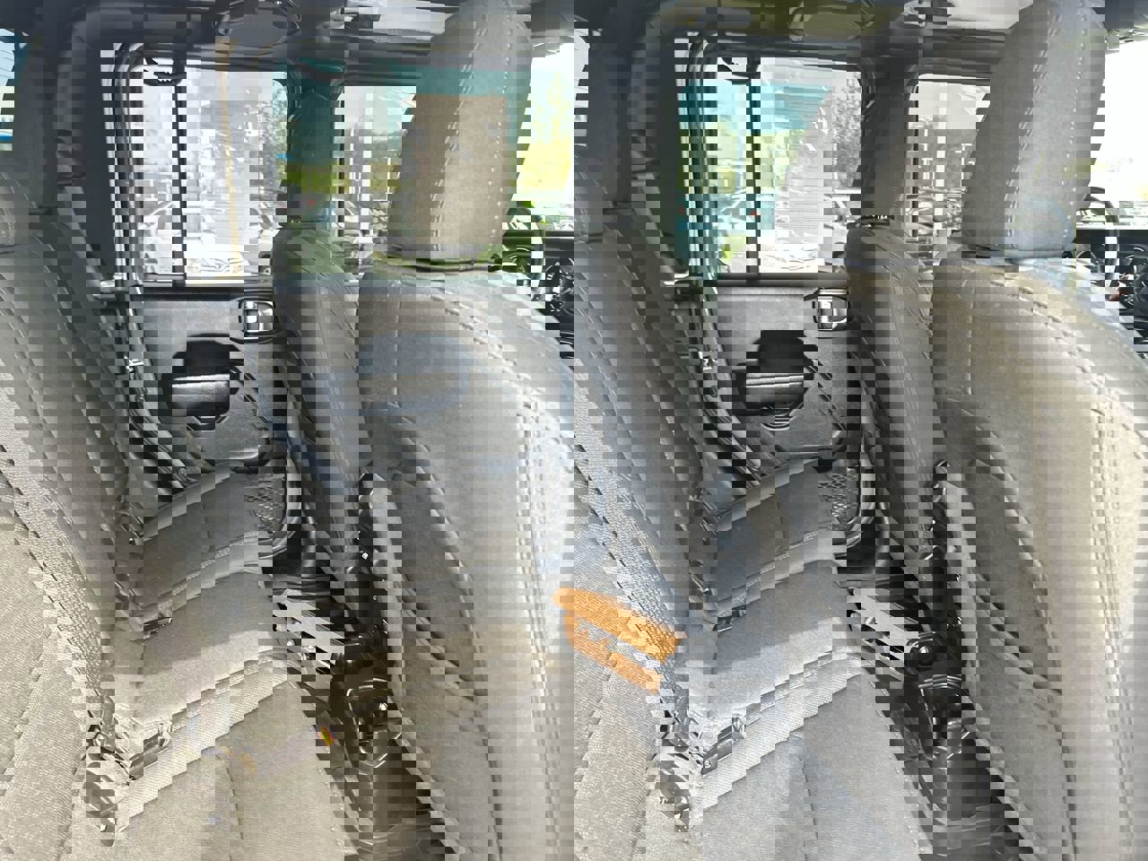 Used 2022 Jeep Gladiator Sport AWD/4WD image 18