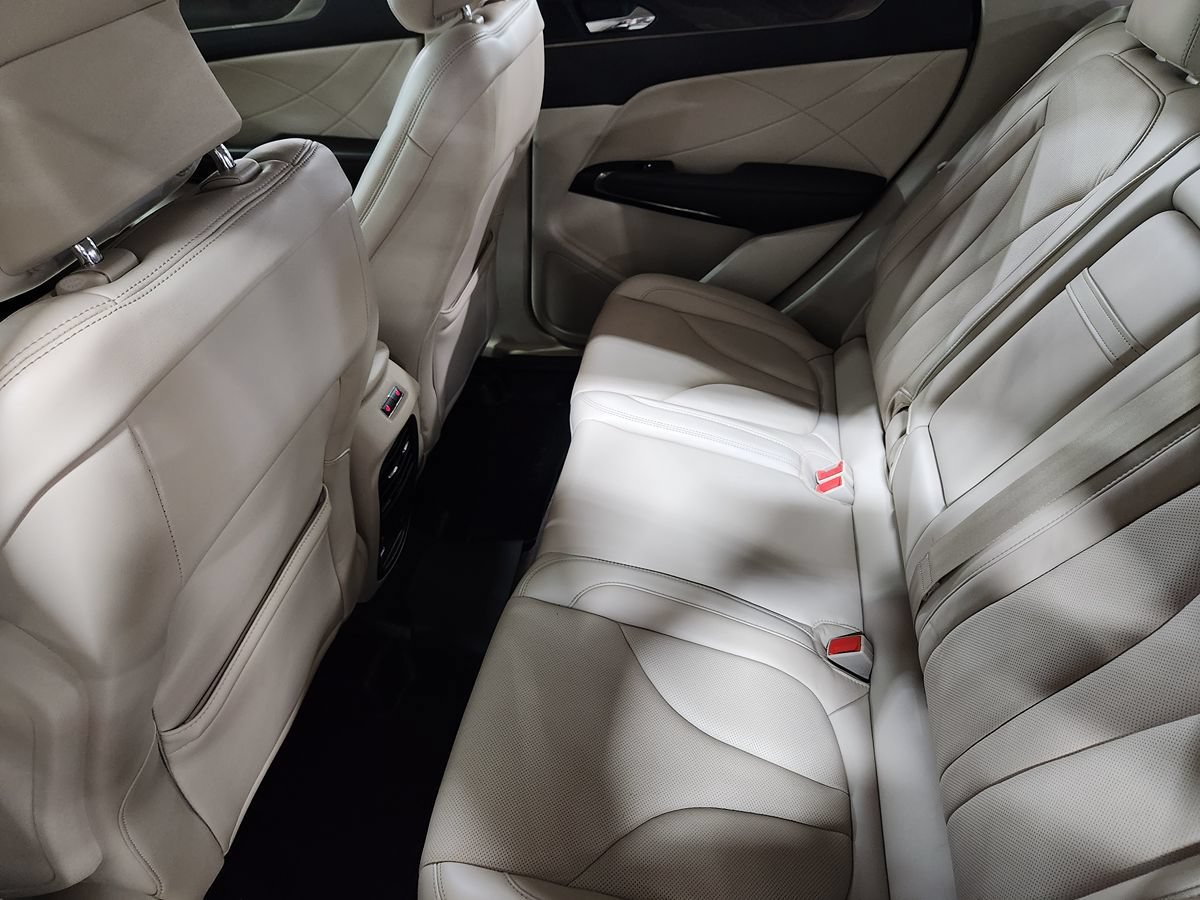 Used 2019 Lincoln MKC Reserve w/ MKC Technology Package FWD image 48