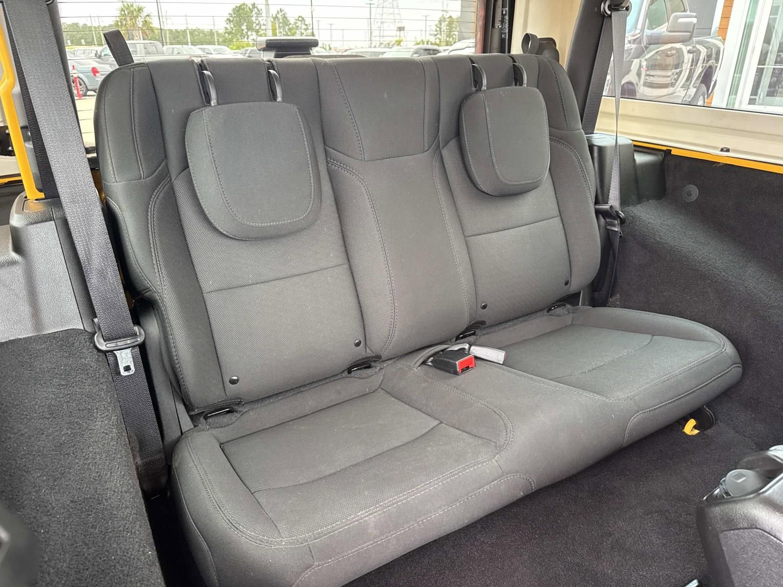 Used 2021 Jeep Wrangler Sport S image 9