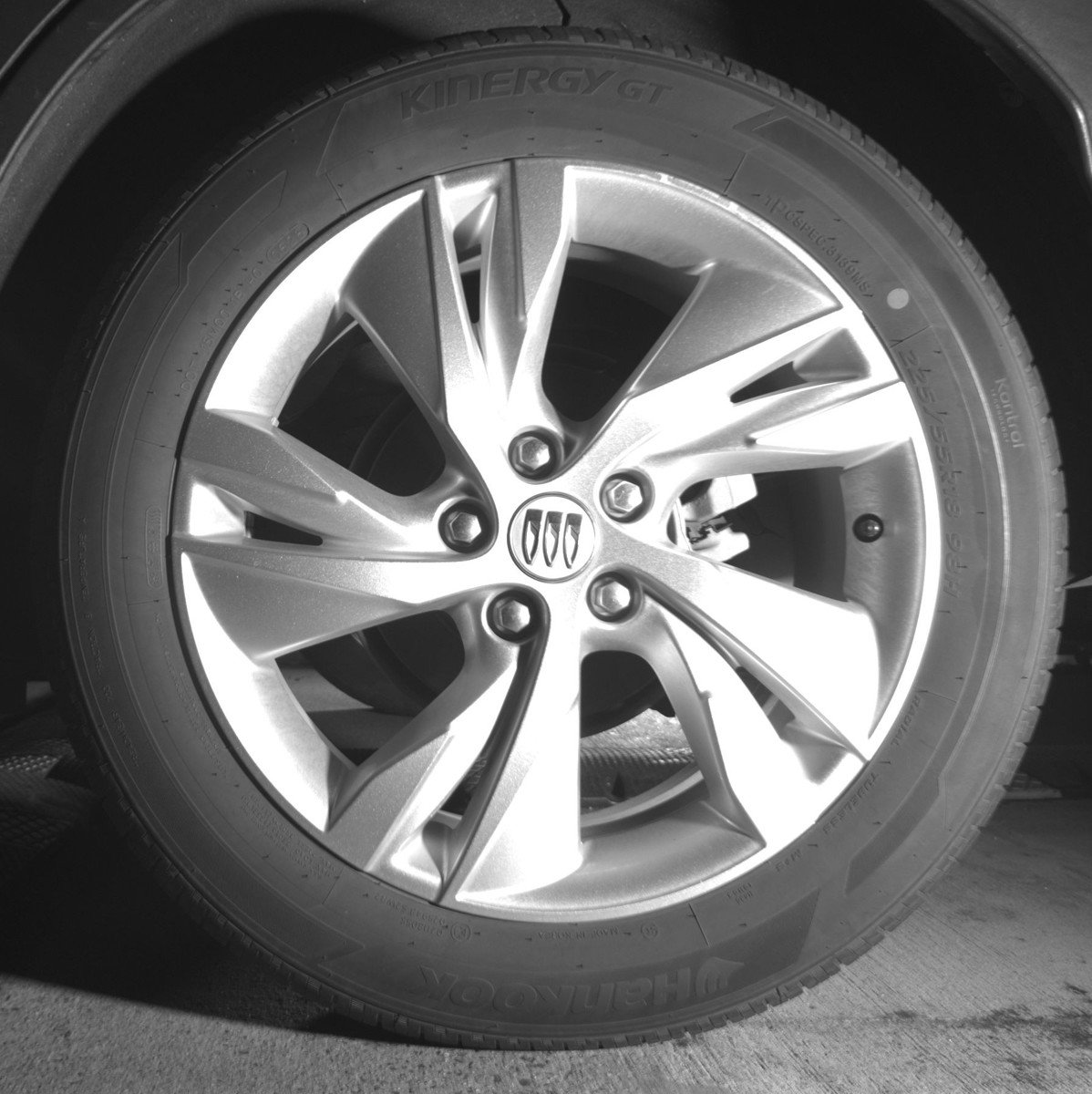 Used 2025 Buick Encore GX Preferred AWD/4WD image 14