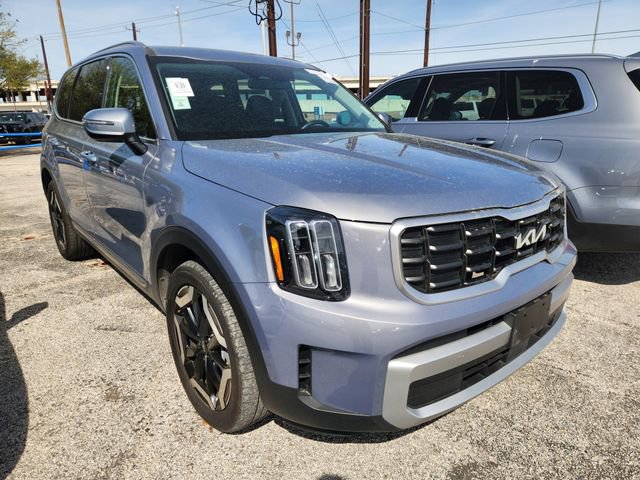Used 2025 Kia Telluride S image 1